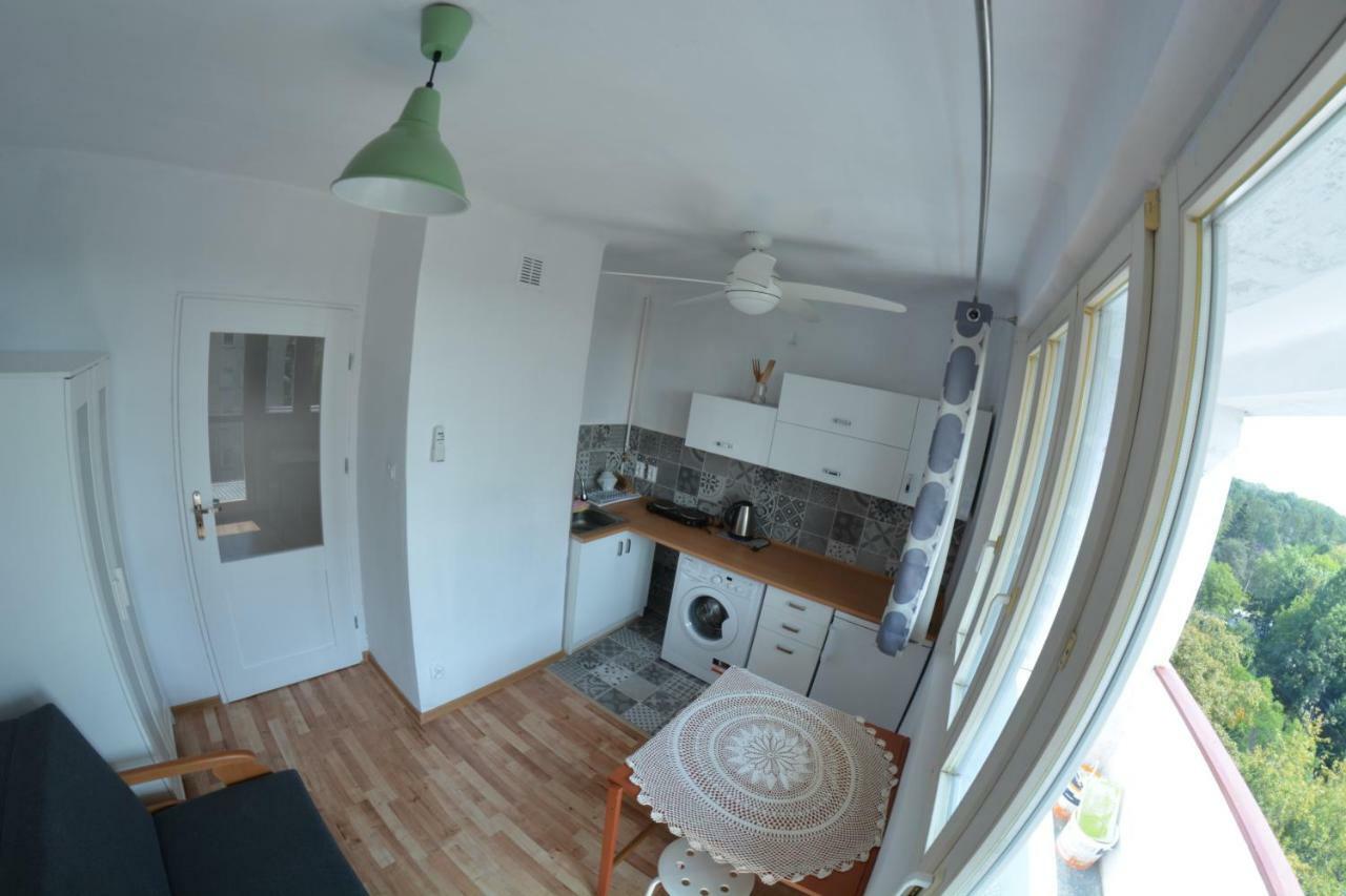 Ferienwohnung Ul. Ugorek Kolo Areny Krakau Exterior foto